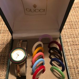 Vintage Gucci interchangeable bezel watch